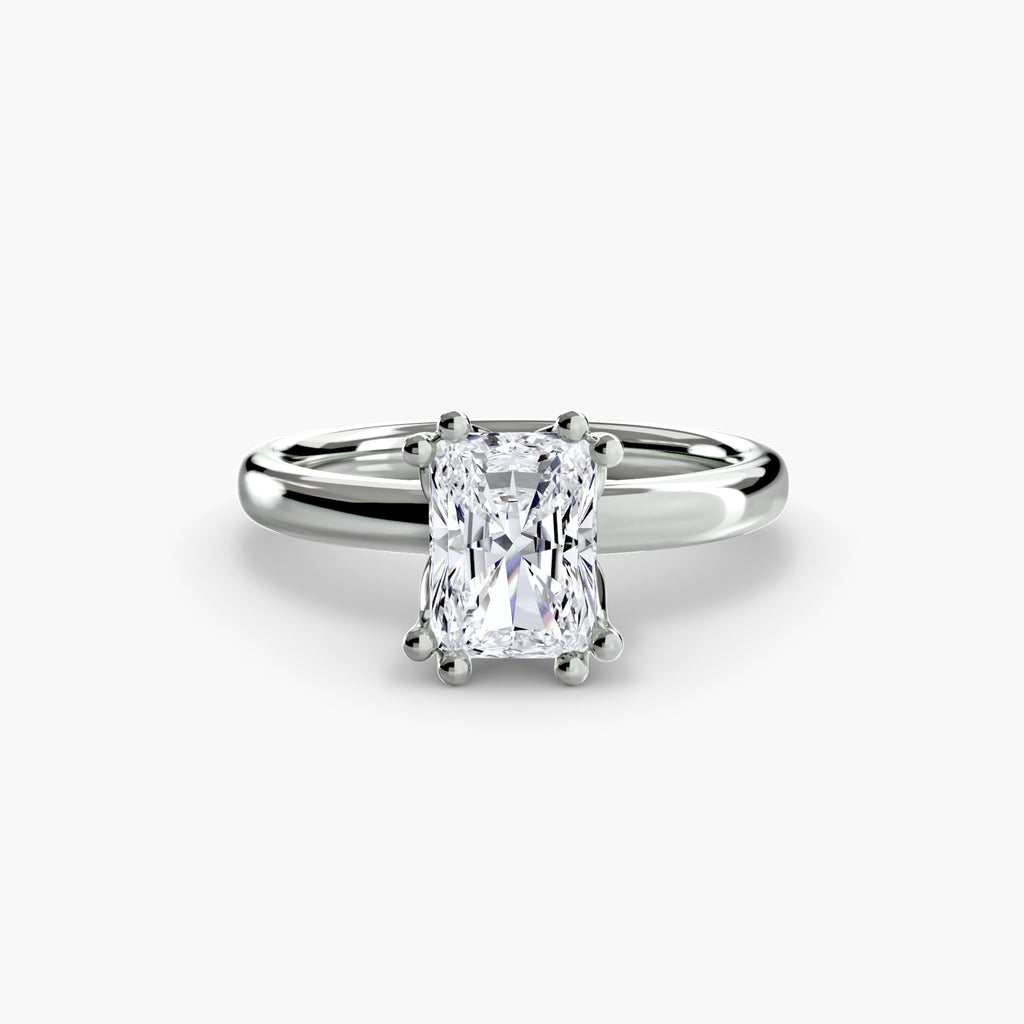 The Petite Solitaire